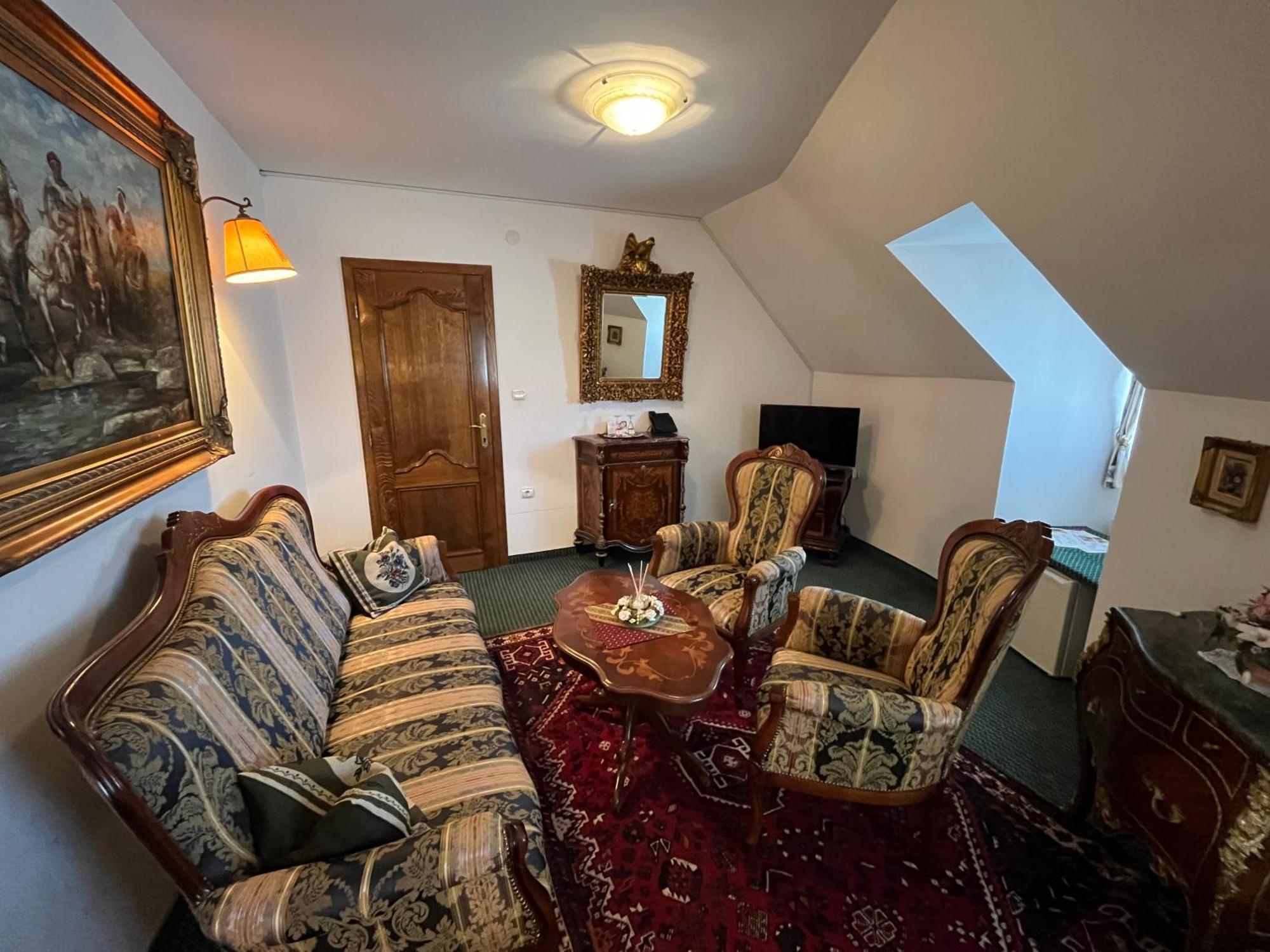 Hotel Razgorsek فيلينيه المظهر الخارجي الصورة