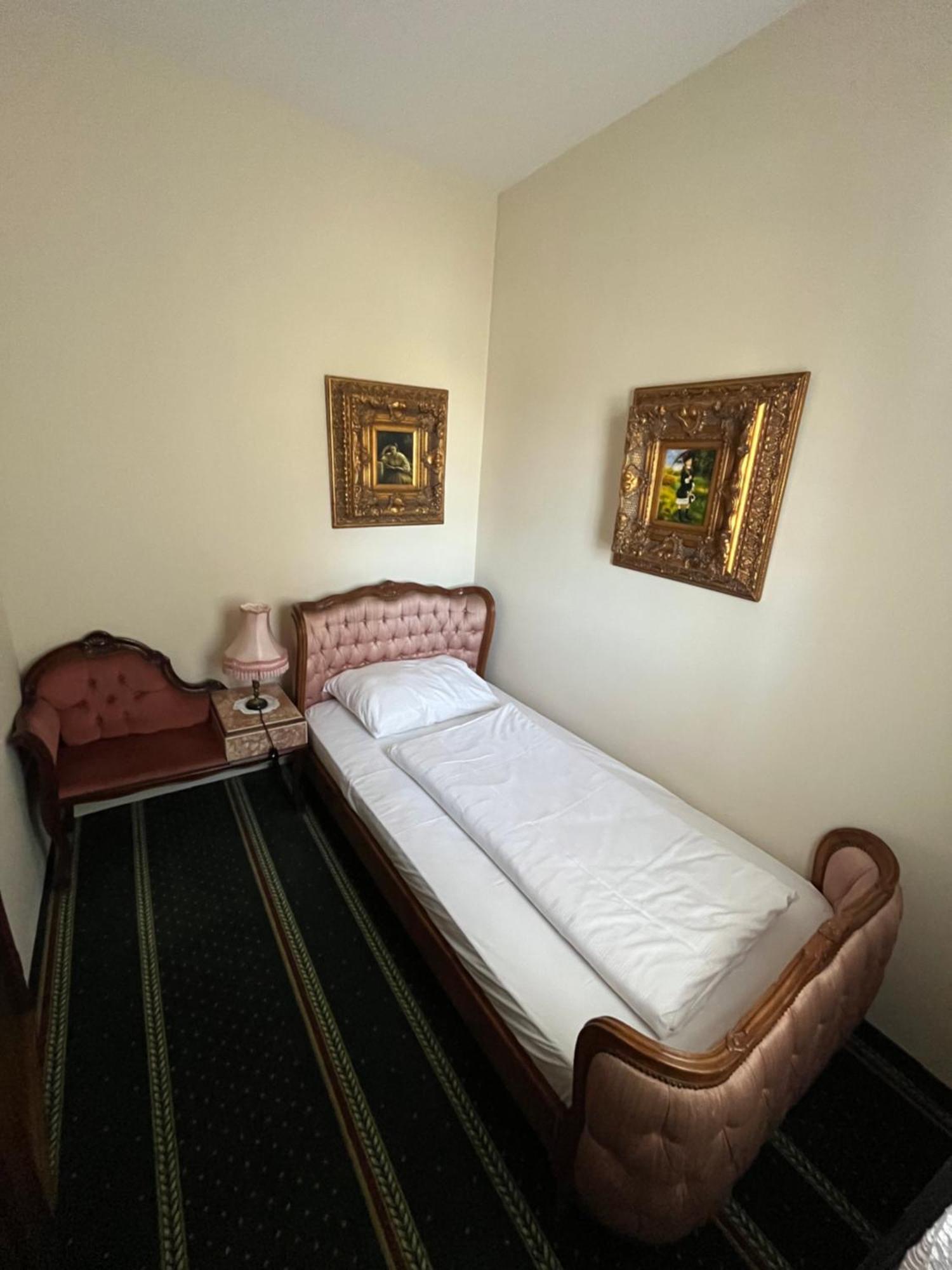 Hotel Razgorsek فيلينيه المظهر الخارجي الصورة
